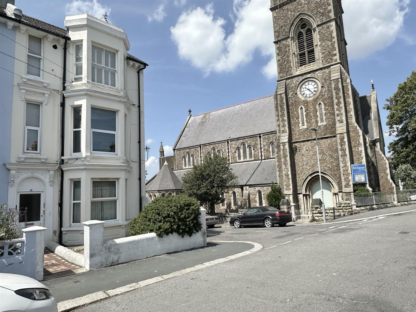 1 bed property in Priory Road, Hastings